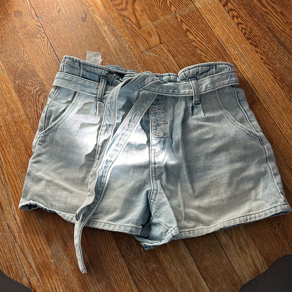 American Eagle denim shorts with removable tie
